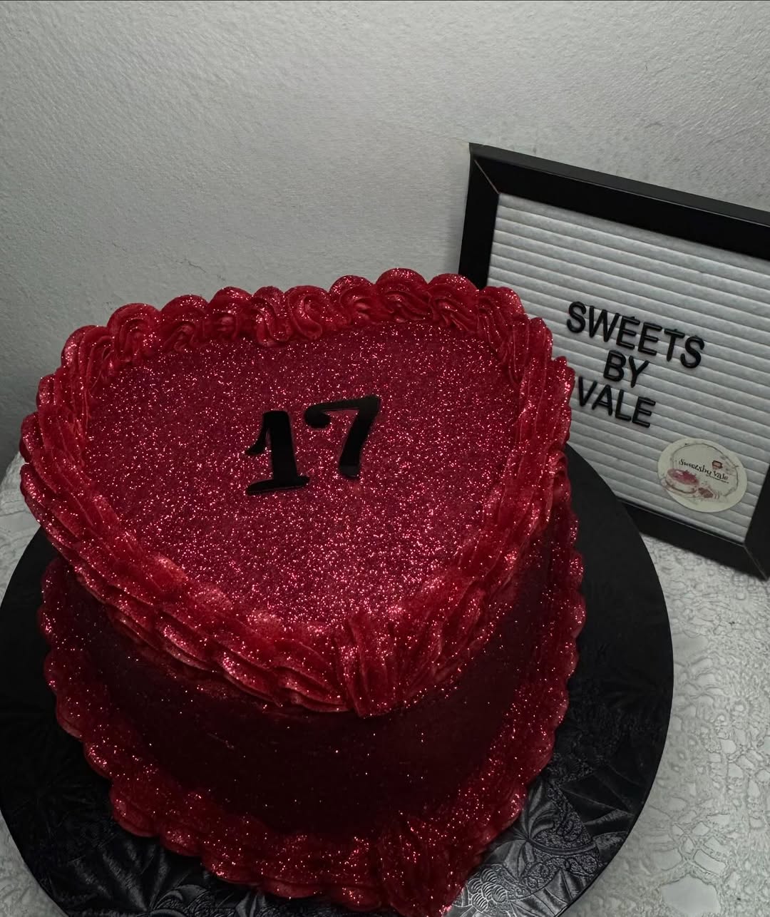 Red glitter heart cake