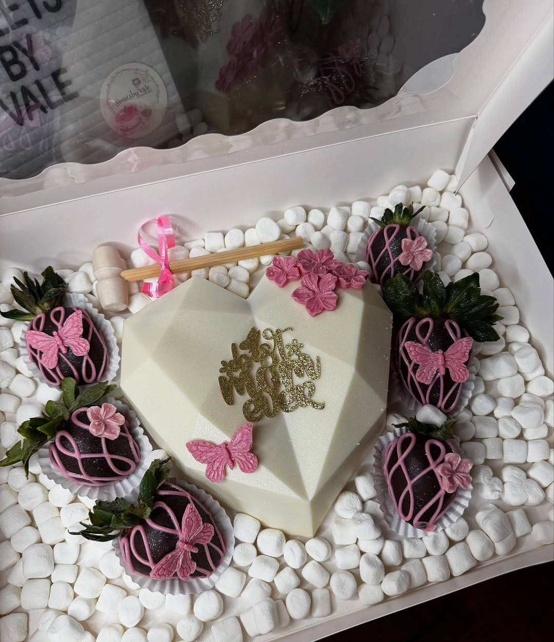 Best mom ever breakable heart